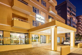 Гостиница First Group Riviera Suites  Кейптаун